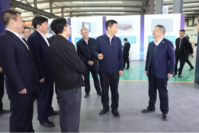 陜西省委常委、延安市委...